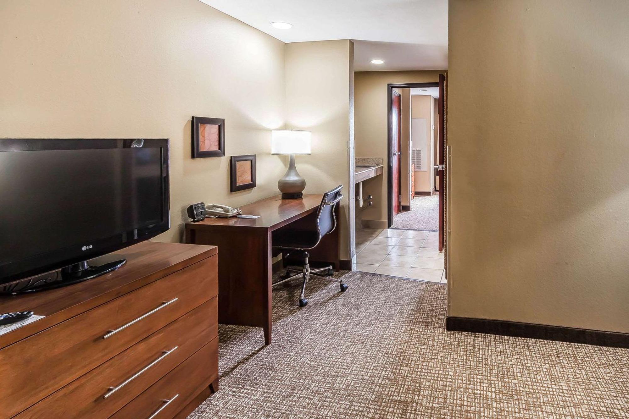 Comfort Suites Yukon - Sw Oklahoma City Eksteriør billede